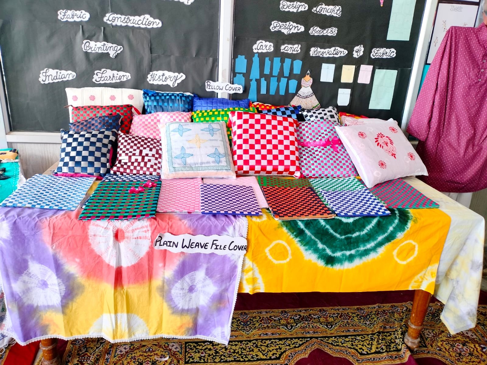 Fashion Designing Display